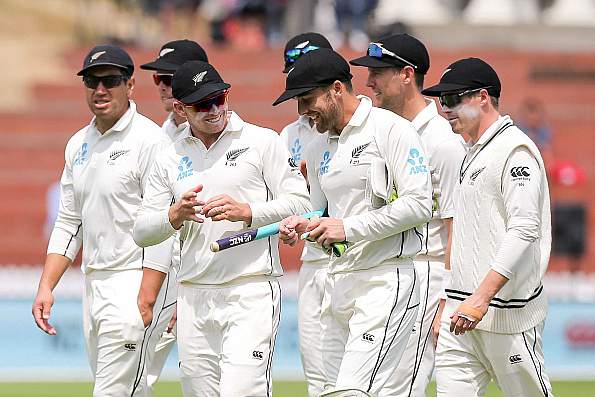New Zealand start favorites against troubled Windies