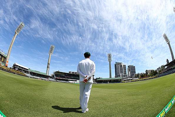 Third Ashes Test mired in allegations of spot-fixing