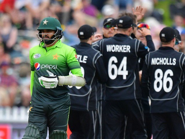 First ODI: New Zealand beat Pakistan by 61 runs on DLS method