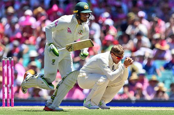Khawaja leads the way as Australia pull away from England